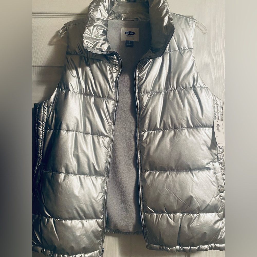 Old Navy Size Large Silver Metallic Vest